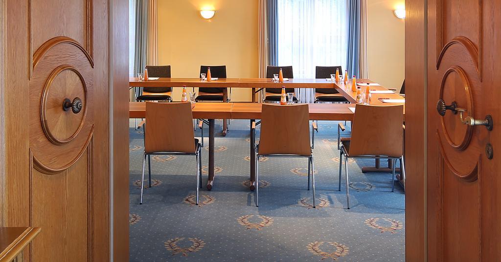 Hotel Restaurant Paradeismuehle Klingenberg am Main Buitenkant foto
